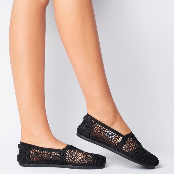 Toms Shoes | Black Lace Toms | Poshmark